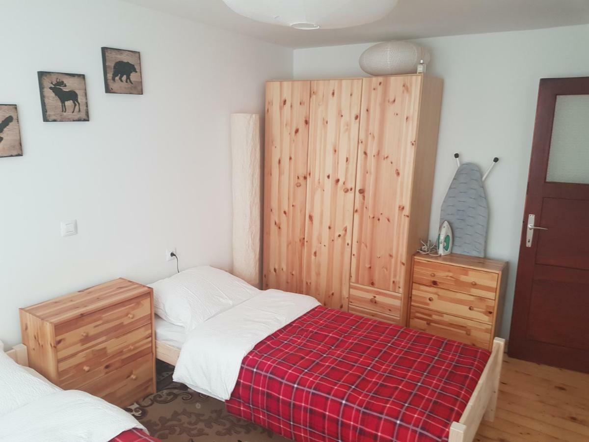 Apartmani Andrej Udbina Exteriér fotografie