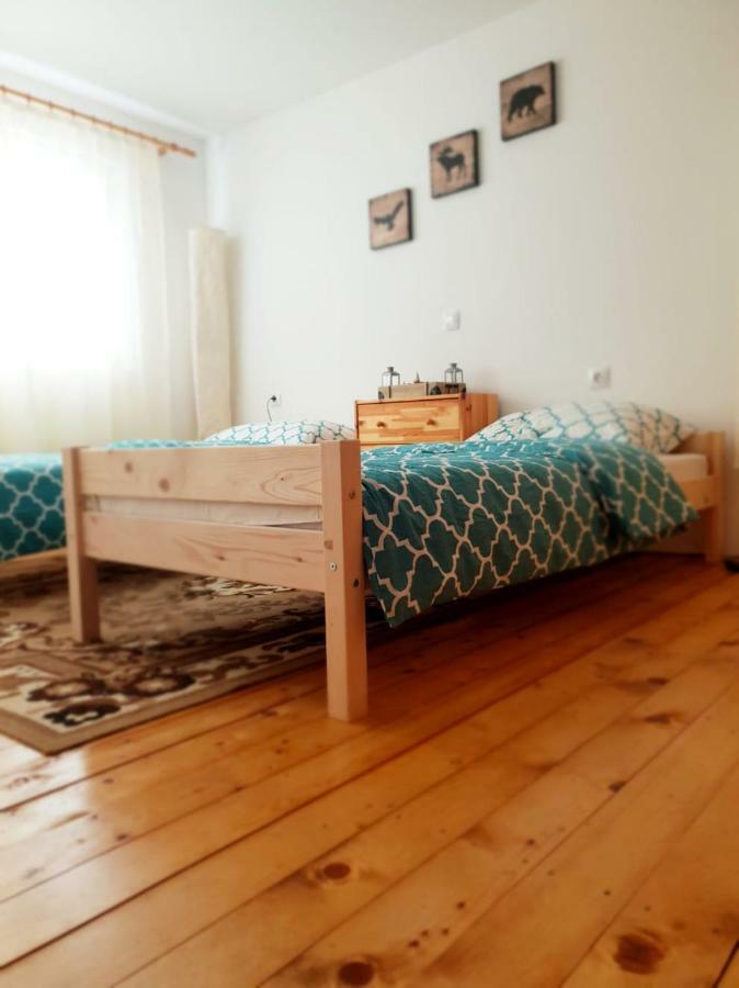 Apartmani Andrej Udbina Exteriér fotografie