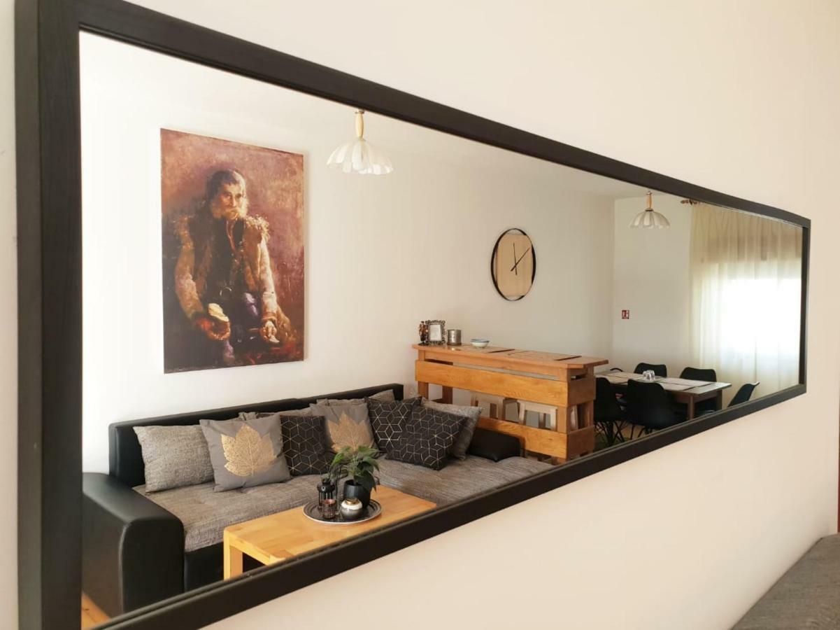 Apartmani Andrej Udbina Exteriér fotografie